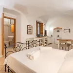 Historic Borgo Campidoglio 3 شقة