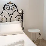 Апартаменты Historic Borgo Campidoglio 3 *