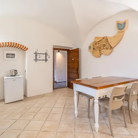Historic Borgo Campidoglio 3 *