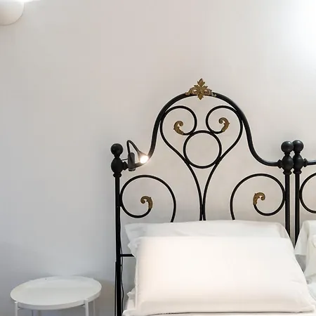 Apartment Historic Borgo Campidoglio 3 Lenno