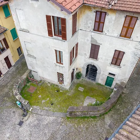 Historic Borgo Campidoglio 3 Apartment