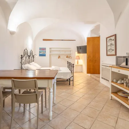 Apartment Historic Borgo Campidoglio 3