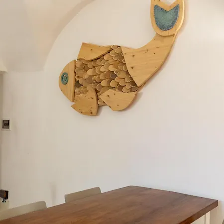 Historic Borgo Campidoglio 3 Apartment Lenno