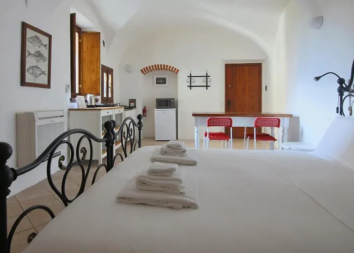 Italianway - Piazza Campidoglio 3 *